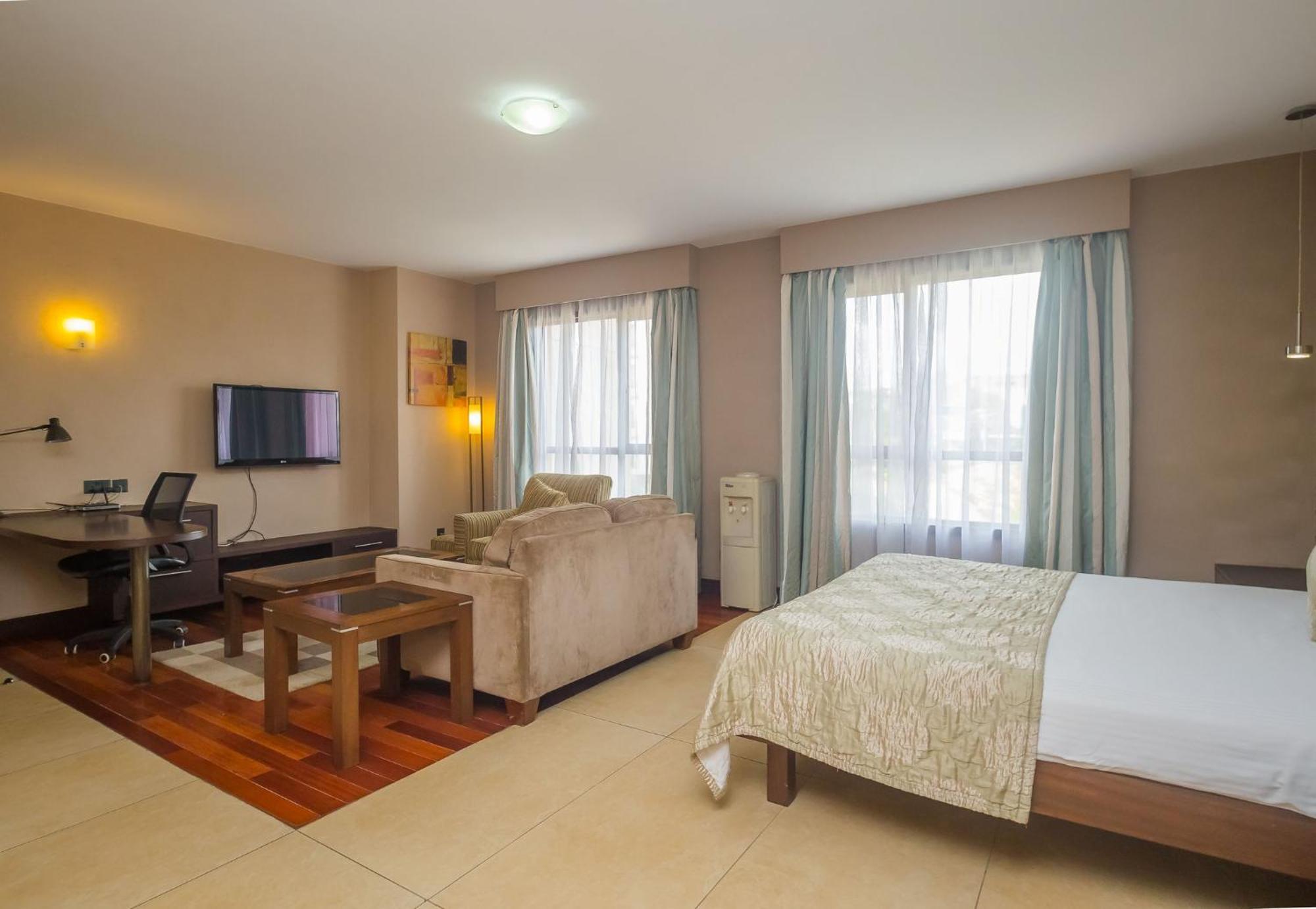 Taarifa Suites By Dunhill Serviced Apartments Nairobi Exterior photo