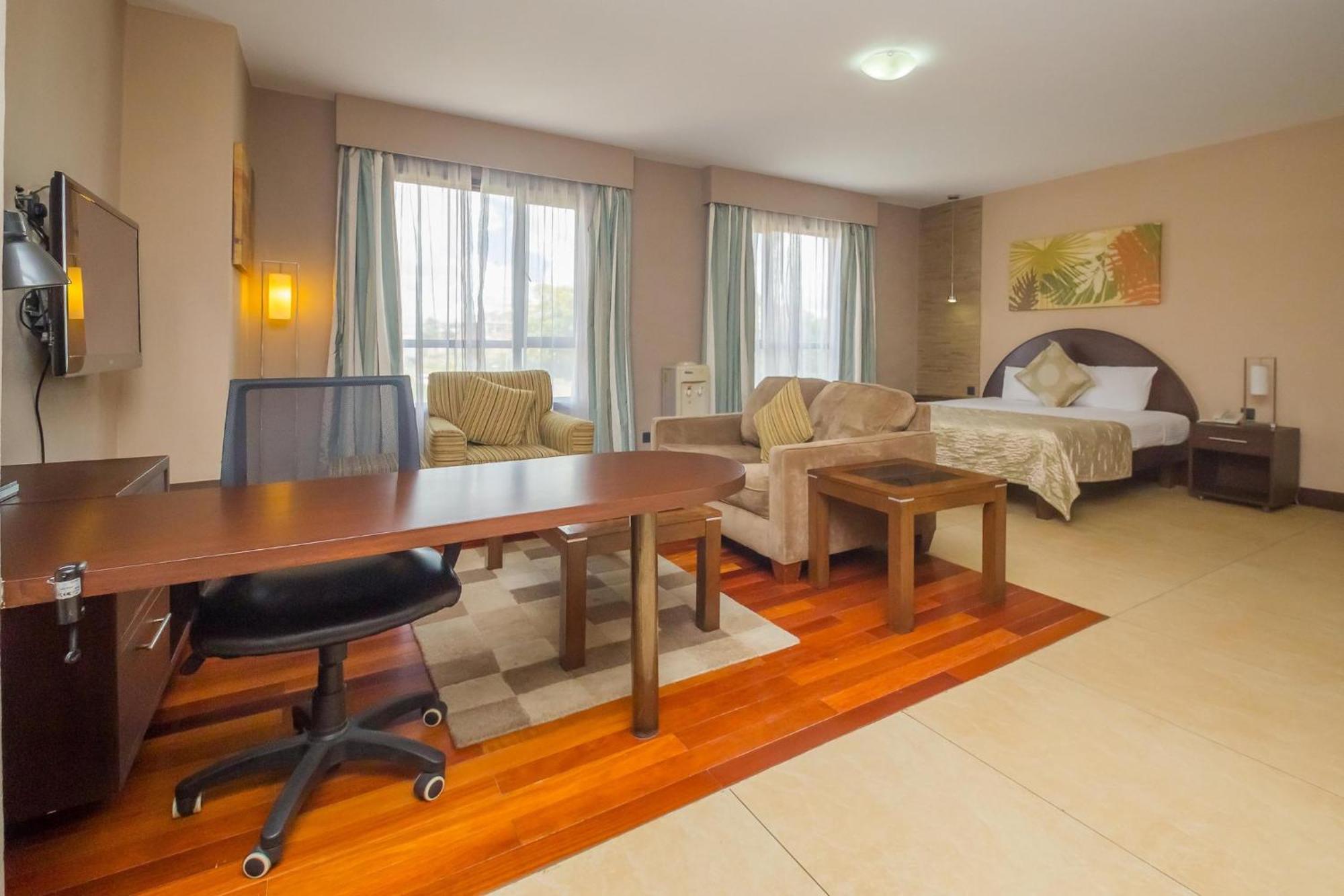 Taarifa Suites By Dunhill Serviced Apartments Nairobi Exterior photo