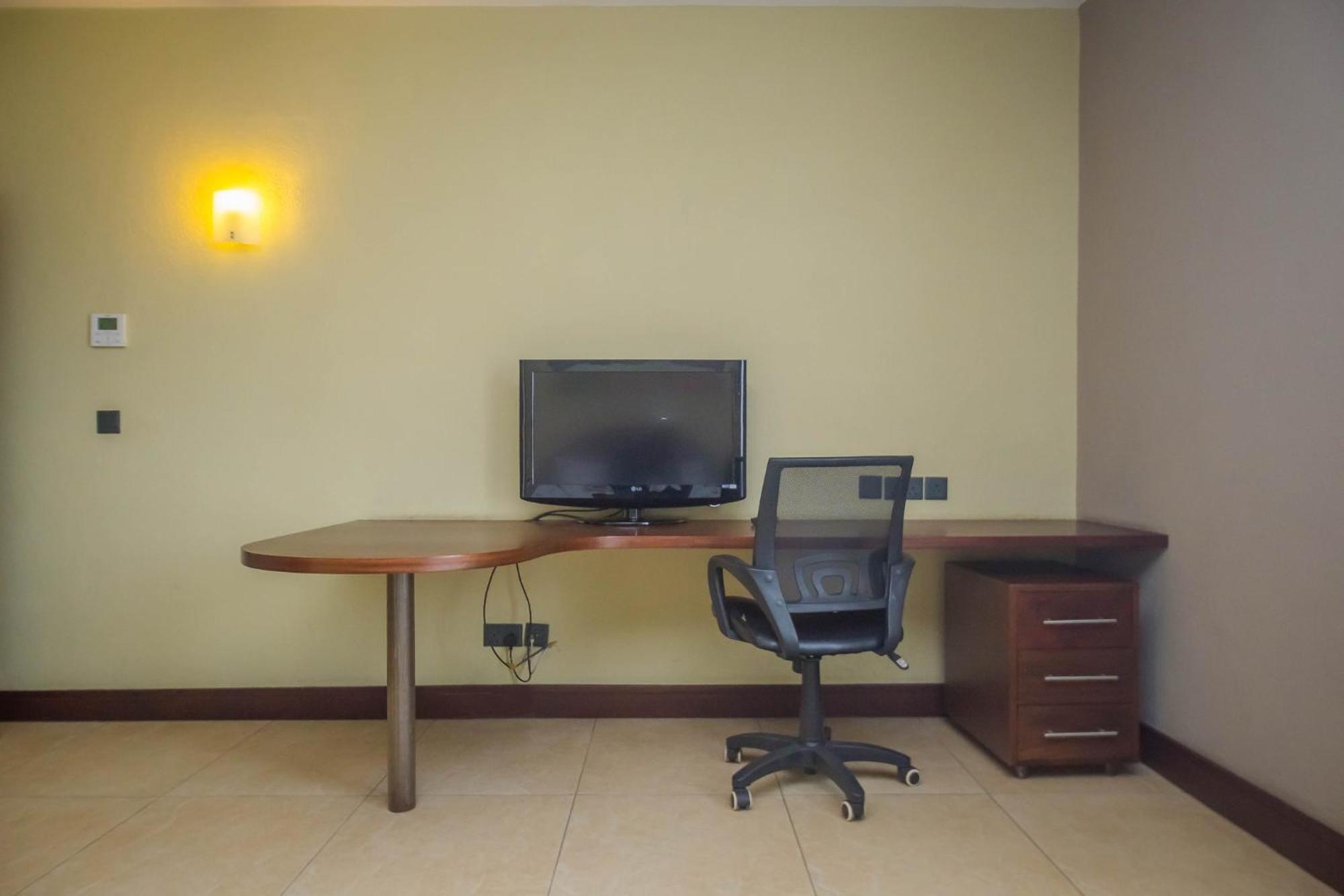 Taarifa Suites By Dunhill Serviced Apartments Nairobi Exterior photo