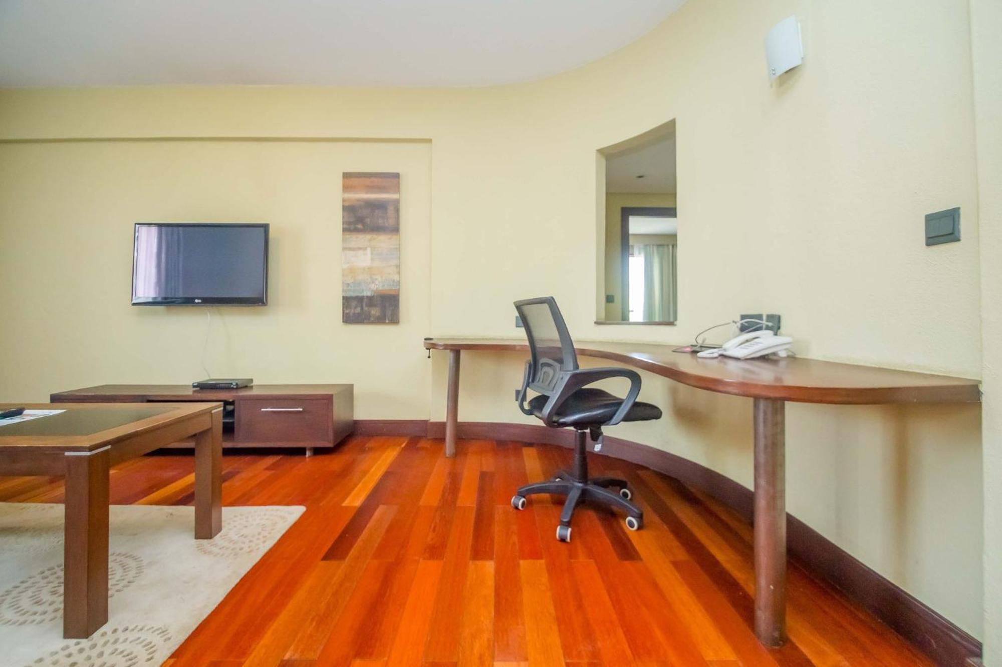 Taarifa Suites By Dunhill Serviced Apartments Nairobi Exterior photo